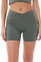 Vibe Shorts in Olive