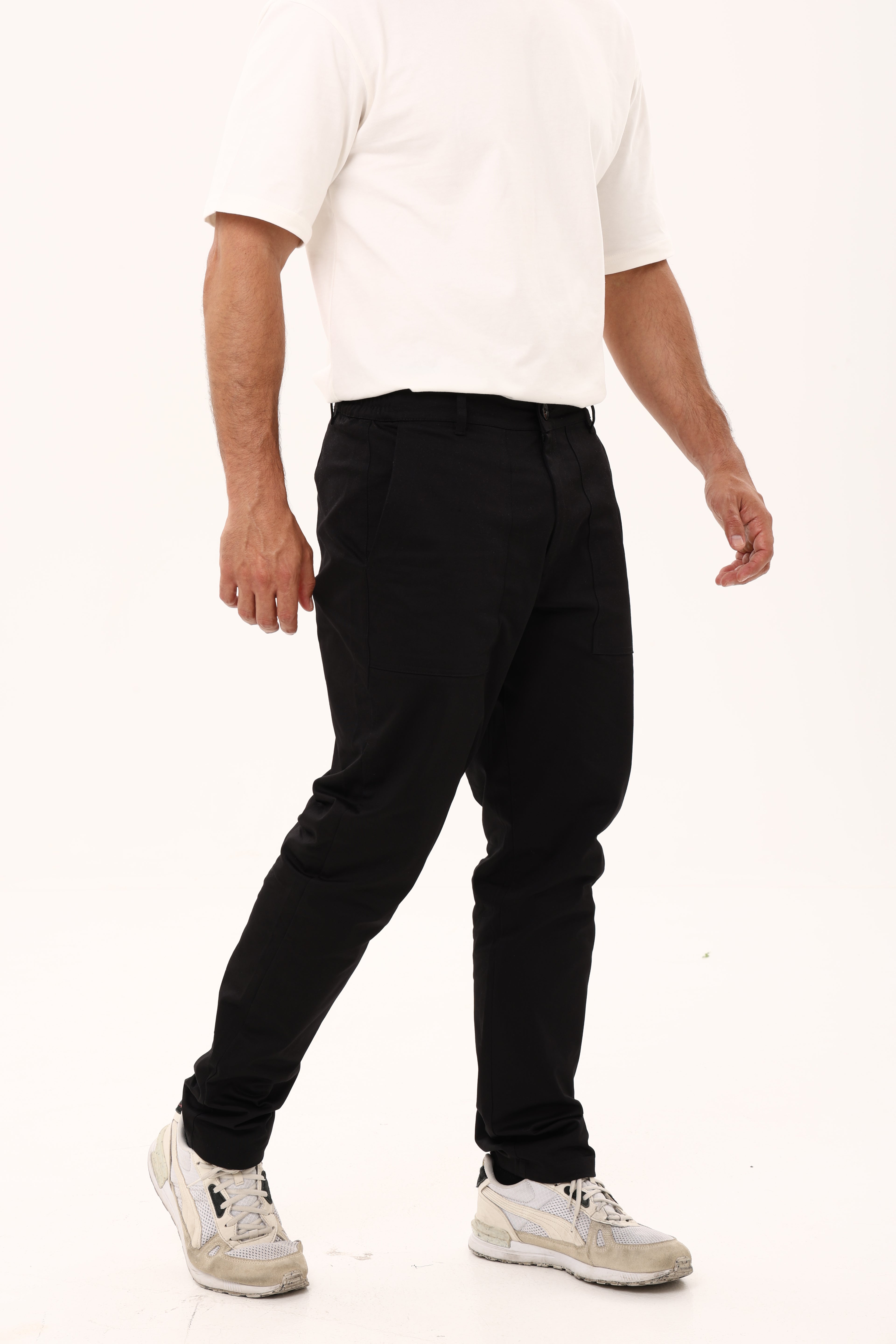 Simple Cargo in Black