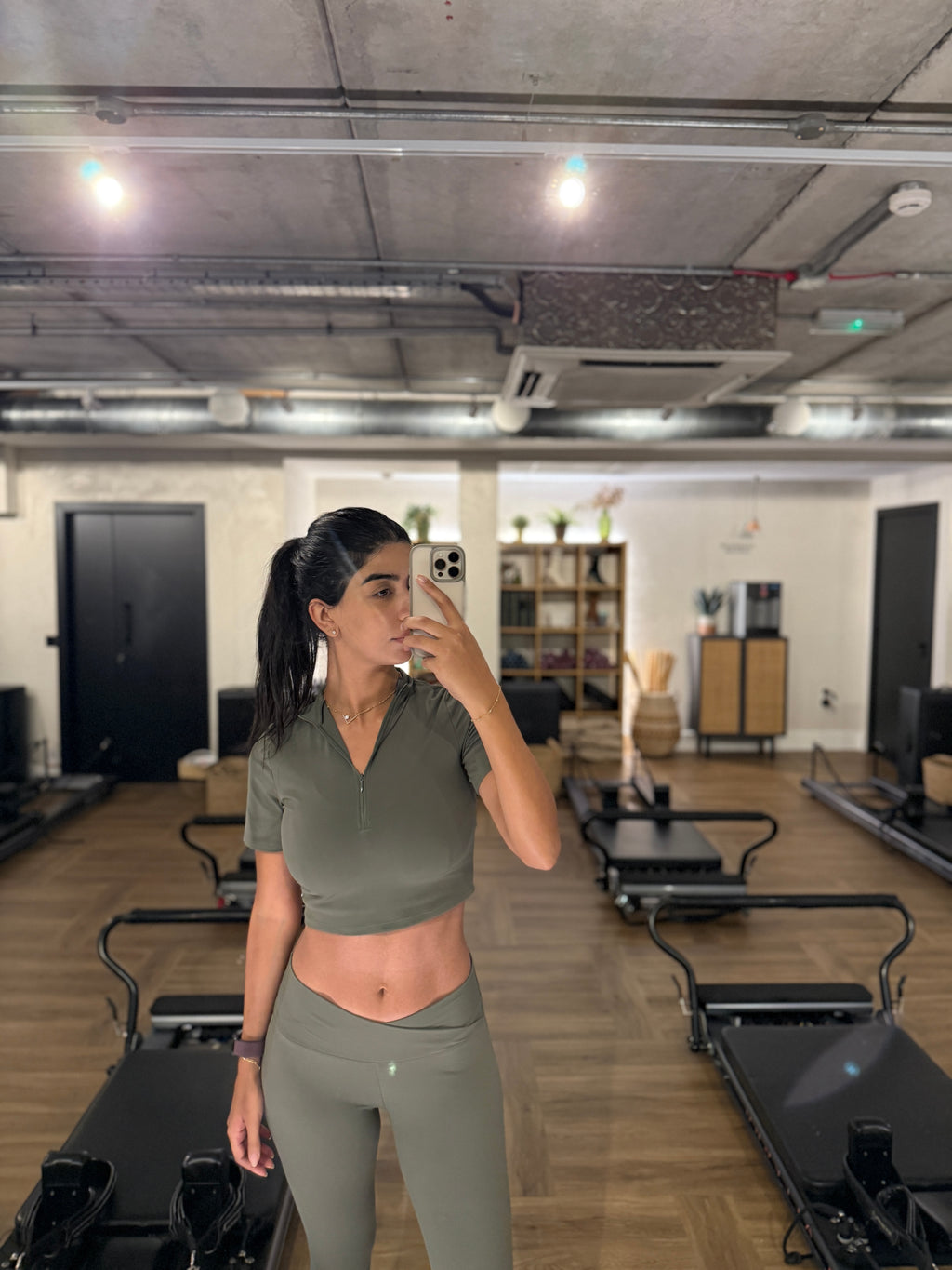 The Zip Vibe Leggings Bundle in Olive