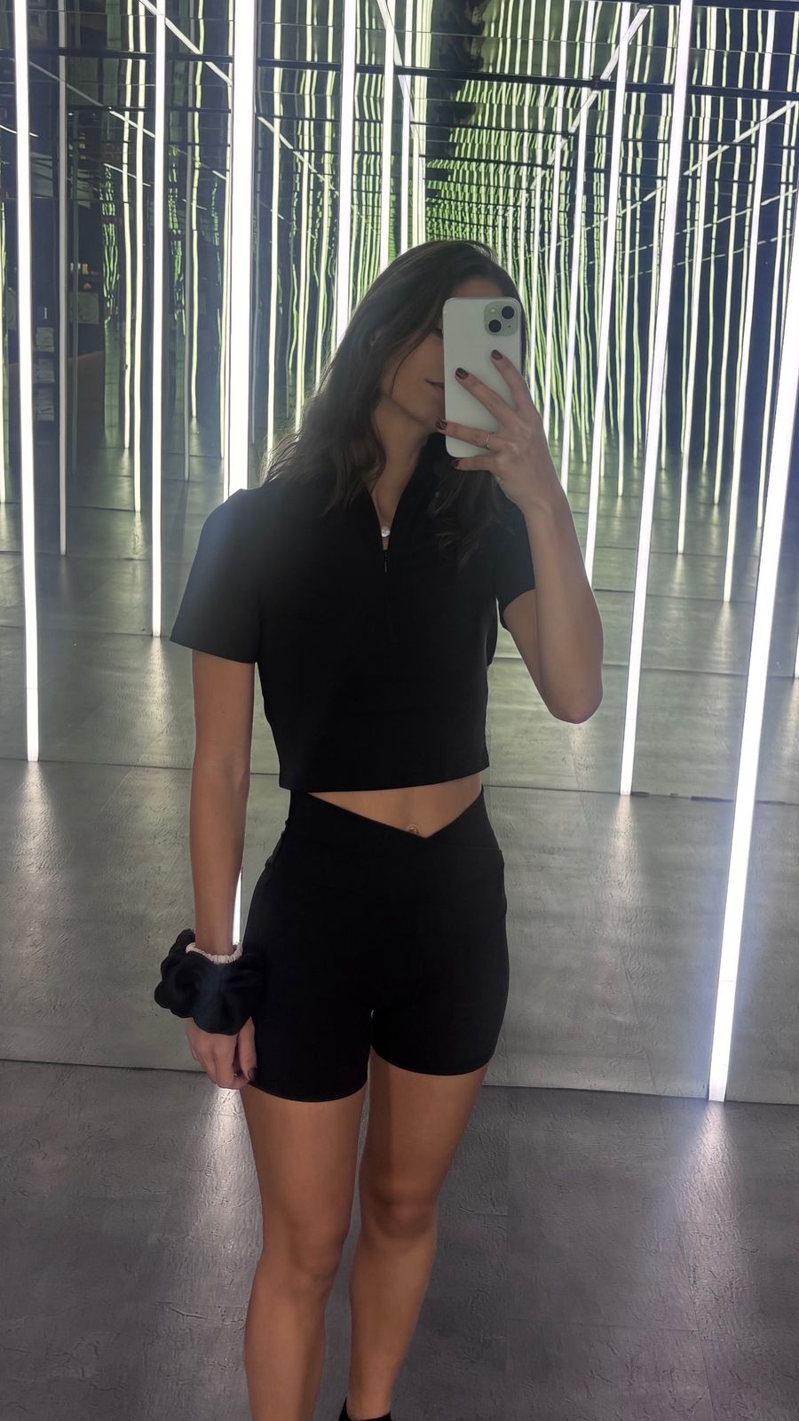 The Zip Vibe Shorts in Black